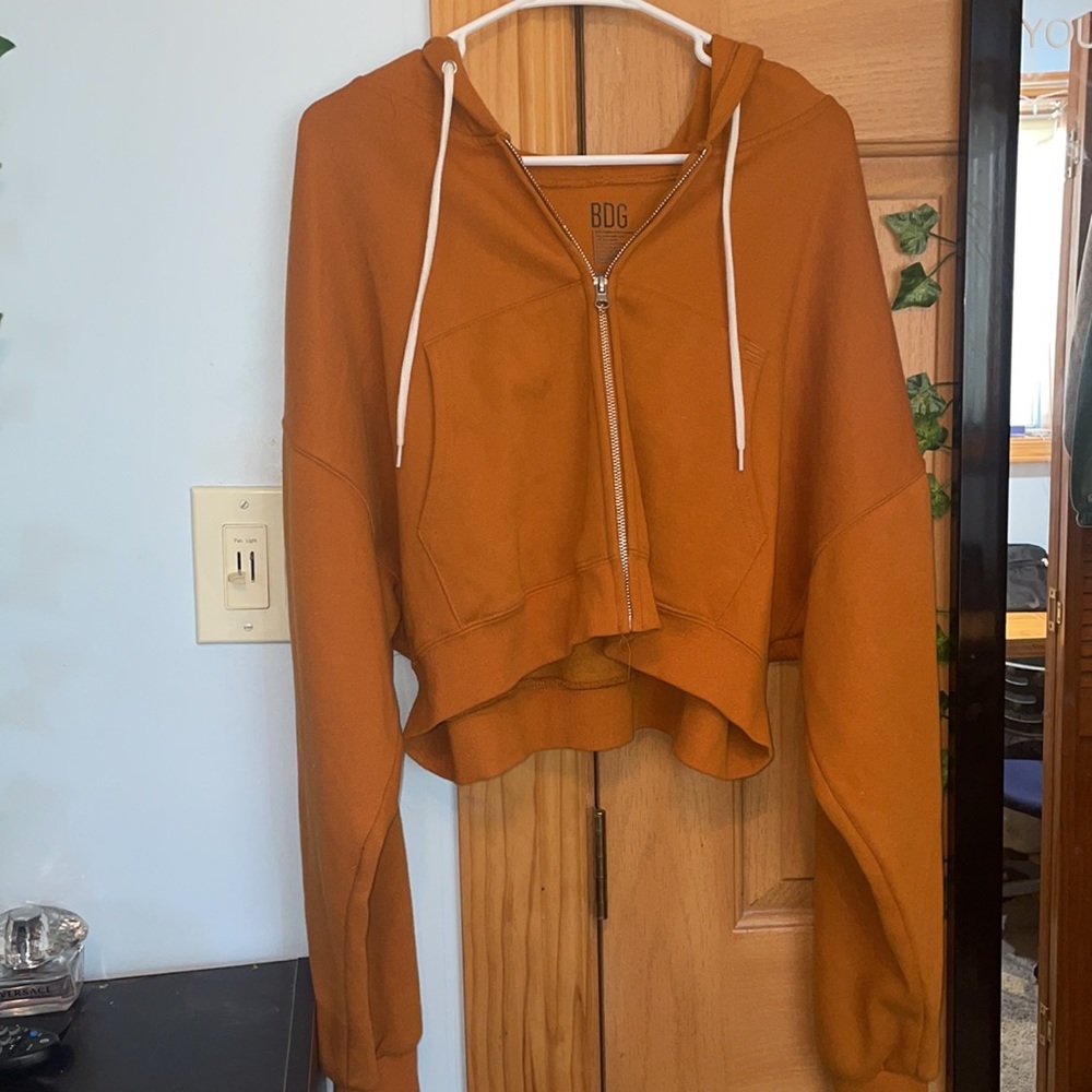 Trendy Cropped Zip-Up Jacket🔥